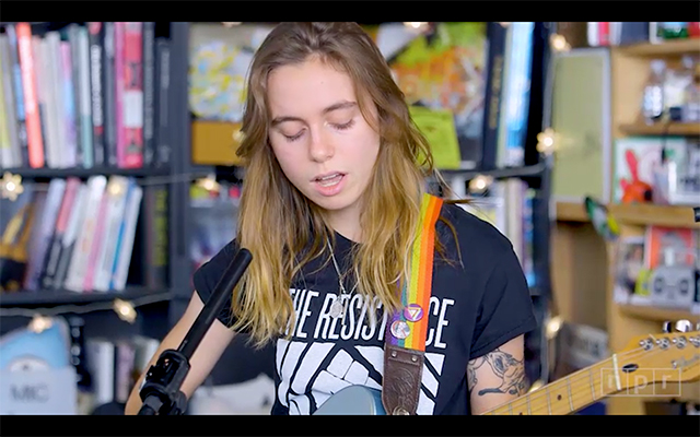 Julien Baker 待望の初来日まであと2週間!東京公演ソールドアウト!ジュリアン・ベイカーから最新パフォーマンス映像が到着!