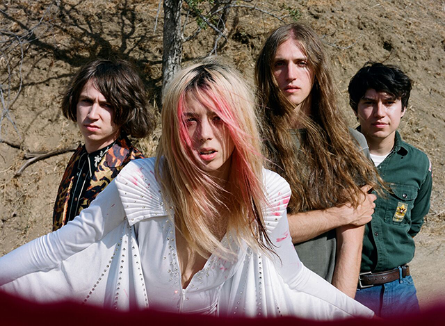 STARCRAWLER / 新世代ロックバンド、スタークローラーが、2019年の幕開けに新曲「Hollywood Ending」のMVを公開!