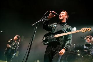 歓喜に包まれた圧巻の終演。 世界を席巻するThe xx、日本で行われた単独公演のライブレポートが到着!