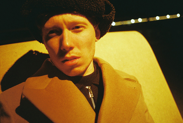 King Krule / 孤高の詩人キング・クルール。いよいよ今週2月21日に発売される最新アルバム『Man Alive!』より、新曲「Cellular」をMVとともに公開!