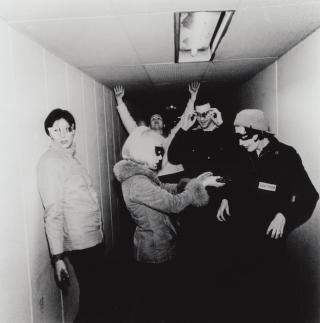 Stereolab / ステレオラブがレア音源シリーズ『Switched On』の超豪華8枚組ボックスセット『Switched On Volumes 1-5』と サンプラー作品『Little Pieces Of Stereolab  [A Switched On Sampler]』を発表! 発売は3月29日