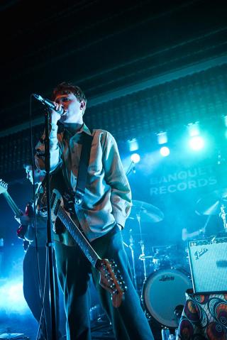 King Krule / キング・クルールの最新アルバム『Man Alive!』の発売を記念して行われたロンドンのプレミア・ギグを緊急レポート!