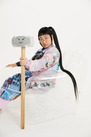 Yaeji / イェジが新曲「Passed Me By」MVを公開!!デビュー作『With A Hammer』はいよいよ今週4/7(金)リリース!!