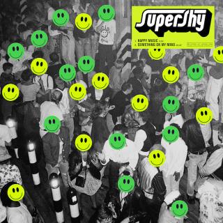 Supershy / トム・ミッシュがダンス・ミュージックにフォーカスした新プロジェクト、スーパーシャイを始動! 新曲「Happy Music」、「Something On My Mind」の2曲を公開 先日発表されたトム・ミッシュ名義でのフジロックフェスティバル '22のパフォーマンスも期待!