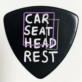 CAR SEAT HEADREST / ニュースタイルのオルタナ/ローファイサウンドが轟く! カー・シート・ヘッドレスト、新作『Making A Door Less Open』より最新シングル「There Must Be More Than Blood」のアコースティック動画が公開!