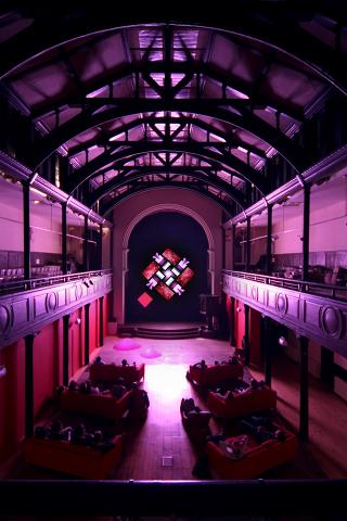 BRIAN ENO / 話題の展覧会「BRIAN ENO AMBIENT KYOTO」の開催を記念し入手困難となっていたブライアン・イーノの90年代を代表する名盤4作に、さらに超レア盤『77 Million』を加えた5タイトルを一挙再発決定! 全5作に同時代に制作された未発表のボーナストラックが追加され、紙ジャケ・高音質UHQCDの新装盤で蘇る!