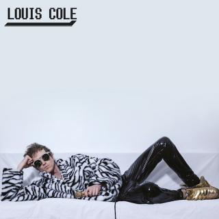 Louis Cole / 超絶ポップでファンキーでDIYな最新作『Quality Over Opinion』を〈Brainfeeder〉より10月14日リリース決定!  先行配信曲「I’m Tight」をMVと共に公開  数量限定で日本語帯付きLPやTシャツ・セットも発売
