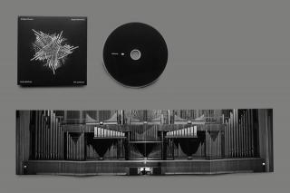 James McVinnie / スクエアプッシャーことトム・ジェンキンソンが作曲し世界屈指のオルガン奏者ジェイムズ・マクヴィニーが奏でる怪作『All Night Chroma』本日リリース!ロンドンの教会で行われたスペシャルコンサートのレポートが公開!