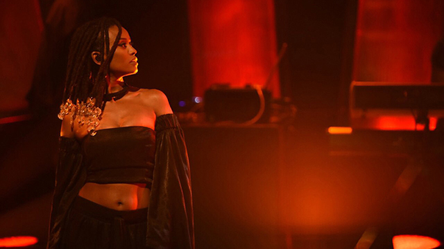 Beatink Com ピッチフォーク Best New Music 獲得も話題のデビュー アルバム Take Me Apart をリリースしたケレラから最新パフォーマンス映像が到着