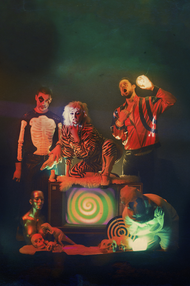 Hiatus Kaiyote / 未来型ソウル・バンド、ハイエイタス・カイヨーテが、最新作『Mood Valiant』に続く新曲「Canopic Jar」を公開、12インチの発売も決定! 更に「Very Hiatus Halloween」と銘打ったバンド主催のフェスティバルを開催!