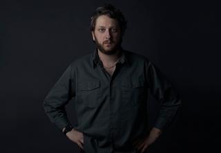 ONEOHTRIX POINT NEVER - LOVE IN THE TIME OF LEXAPRO / 来日公演が大成功を収めたばかりのワンオートリックス・ポイント・ネヴァー。12月7日に最新作『LOVE IN THE TIME OF LEXAPRO』のリリースが決定!新曲や初CD化音源に加え、坂本龍一が手がけたリミックスも収録。米ラジオ番組で披露された新曲のパフォーマンス音源が公開!