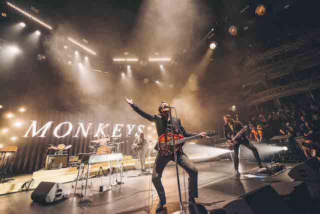 BEATINK.COM / Arctic Monkeys / War Child UKの支援を目的として12月4