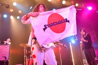 STARCRAWLER / 暴走列車、再び降臨!血吐き身体舞う初日東京公演のライブレポートが到着!!本日大阪、明日は名古屋公演!テンション爆上げライブは必見!!